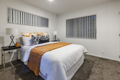 Photo of property in 12 Senator Drive, Manurewa, Auckland, 2105