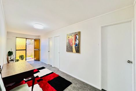 Photo of property in 32 Barberton Terrace, Red Hill, Papakura, 2110