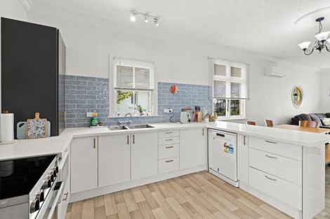 Photo of property in 27 Cumbrae Place, Aramoho, Whanganui, 4500