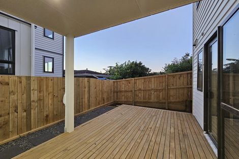 Photo of property in 8 Lewis Road, Pakuranga, Auckland, 2010