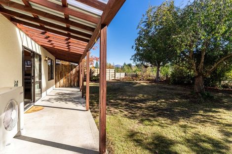 Photo of property in 33 Braemar Place, Twizel, 7901