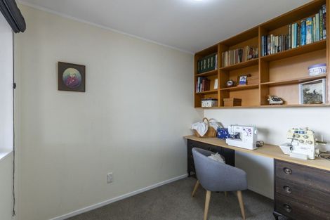 Photo of property in 62e Poplar Grove, Whalers Gate, New Plymouth, 4310