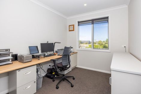 Photo of property in 17 Margot Lane, Matangi, Hamilton, 3283