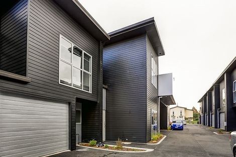 Photo of property in 100u5 Knighton Road, Hillcrest, Hamilton, 3216