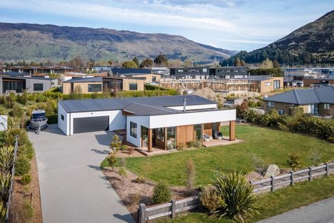 Photo of property in 3a Maggies Way, Wanaka, 9305