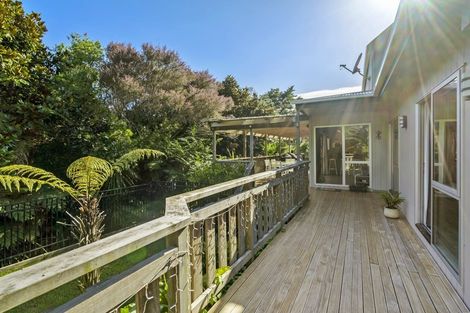 Photo of property in 35 Great North Road, Riverhead, 0820