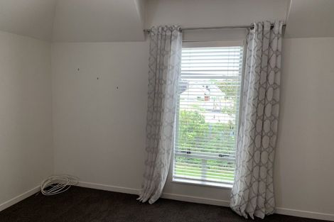 Photo of property in 105 Office Road, Merivale, Christchurch, 8014