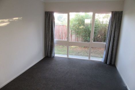 Photo of property in 16 Montana Road, Totara Park, Upper Hutt, 5018