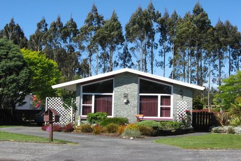 Photo of property in 13 Eastons Road, Westport, 7825