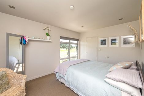 Photo of property in 34 Longbeach Drive, Castlecliff, Whanganui, 4501