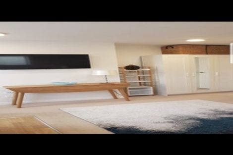 Photo of property in 83 Pirie Street, Mount Victoria, Wellington, 6011
