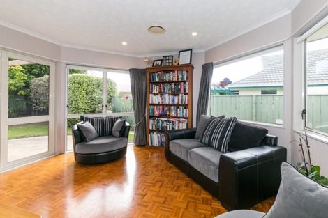 Photo of property in 7 Gresham Place, Taradale, Napier, 4112