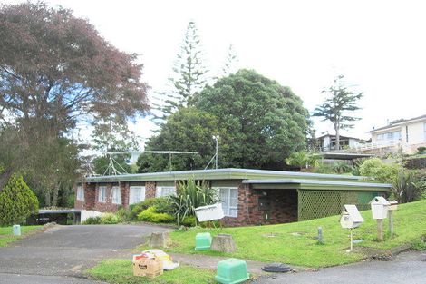 Photo of property in 1/14 Heron Place, Pakuranga Heights, Auckland, 2010