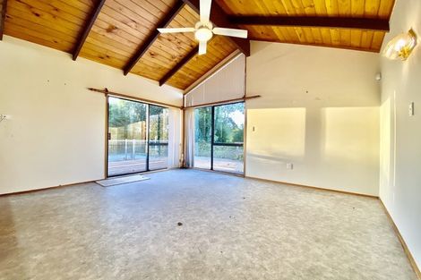 Photo of property in 71 Derbyshire Lane, Karaka, Papakura, 2580