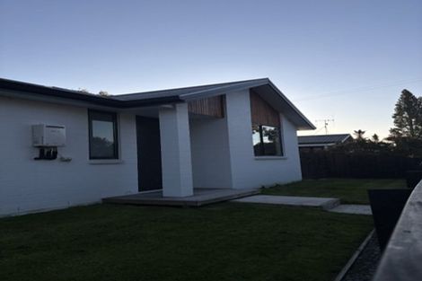 Photo of property in 1/9 Taylor Terrace, St Andrews, Hamilton, 3200