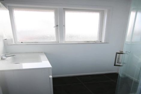 Photo of property in 7 Barbary Avenue, Kelston, Auckland, 0602