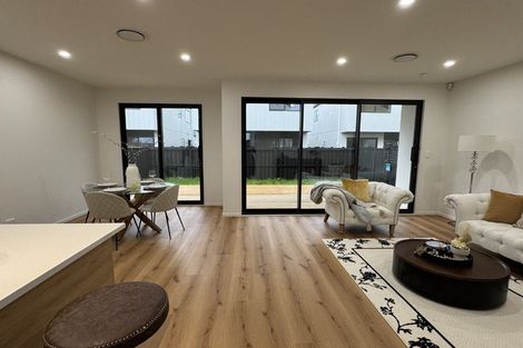 Photo of property in 12 Murray Grey Lane, Karaka, 2580