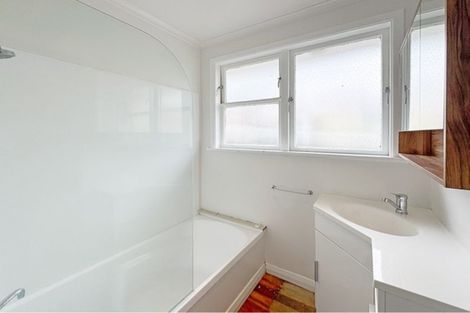 Photo of property in 9 Kahikatea Lane, Brown Owl, Upper Hutt, 5018