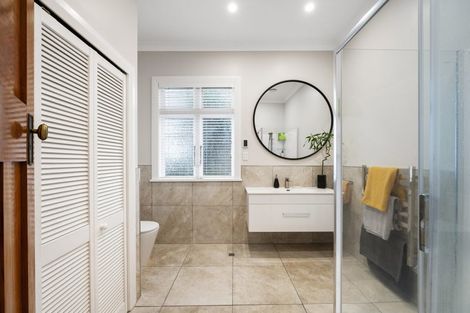 Photo of property in 1 Dover Street, Island Bay, Wellington, 6023