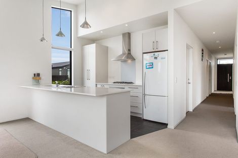 Photo of property in 11 Parachute Crescent, Papakura, 2110