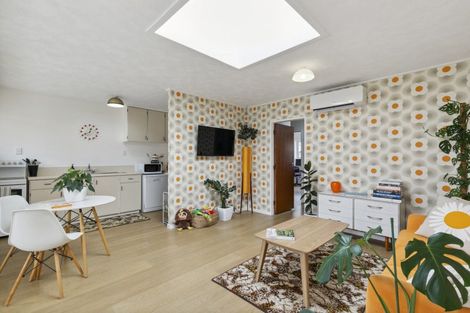 Photo of property in 10/171f Queens Drive, Lyall Bay, Wellington, 6022