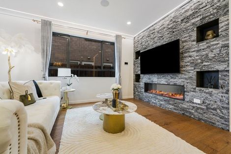 Photo of property in 11 Castlebane Drive, Flat Bush, Auckland, 2019