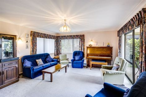 Photo of property in 32 Kotuku Place, Taradale, Napier, 4112