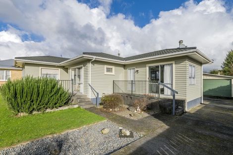 Photo of property in 19 Read Street, Levin, 5510