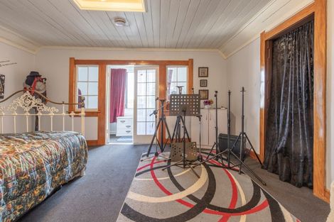 Photo of property in 33 Abbotsford Road, Waipawa, 4210