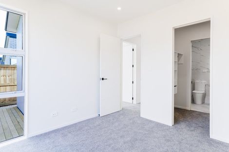 Photo of property in 37 Horokaka Street, Massey, 0614