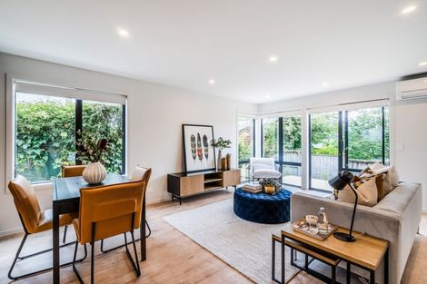 Photo of property in 5c Nea Place, Hillcrest, Auckland, 0627