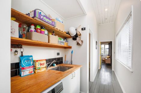 Photo of property in 38 Joseph Street, West End, Palmerston North, 4412