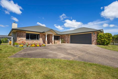 Photo of property in 14 Mirbeck Avenue, Cambridge, 3434