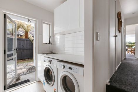 Photo of property in 29 Oriental Parade, Papamoa Beach, Papamoa, 3118