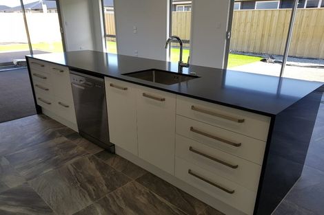 Photo of property in 8 Hickmott Street, Rangiora, 7400