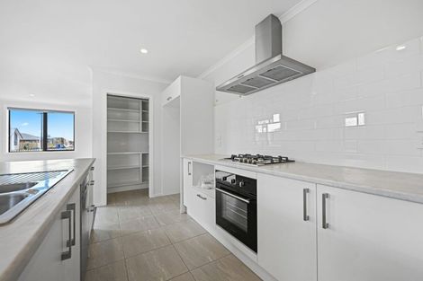 Photo of property in 39 Waruhia Crescent, Rototuna North, 3281