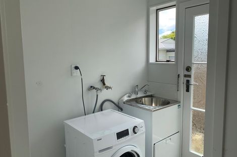Photo of property in 32 Prestons Road, Redwood, Christchurch, 8051