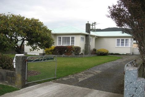 Photo of property in 12 Heath Street, Wainuiomata, Lower Hutt, 5014