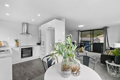 Photo of property in 101 Wilkie Crescent, Naenae, Lower Hutt, 5011
