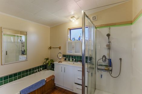 Photo of property in 20 Franklin Street, Porangahau, 4291