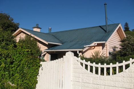 Photo of property in 30 Waimea Road, Nelson South, Nelson, 7010