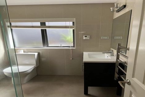 Photo of property in 10a Regia Close, Half Moon Bay, Auckland, 2012