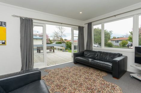 Photo of property in 12 O'connell Place, Havelock North, 4130