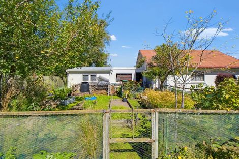 Photo of property in 26 Burnett Street, Oxford, 7430