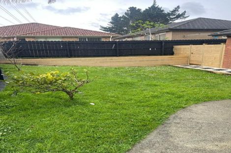 Photo of property in 12 Richard Halse Drive, Manurewa, Auckland, 2105