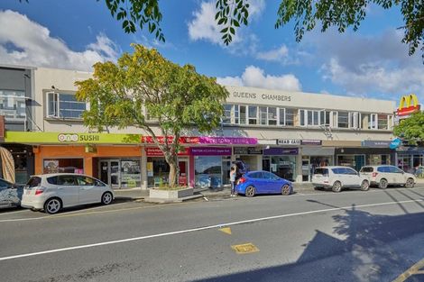 Photo of property in Queens Chambers, 220 Main Street, Upper Hutt, 5018