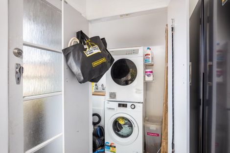 Photo of property in 60 Rosendale Avenue, Spotswood, New Plymouth, 4310