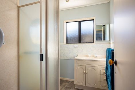 Photo of property in 1 Mangorei Road, Merrilands, New Plymouth, 4312
