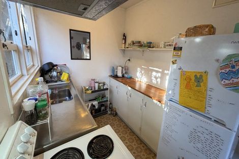 Photo of property in 51 Hawker Street, Mount Victoria, Wellington, 6011