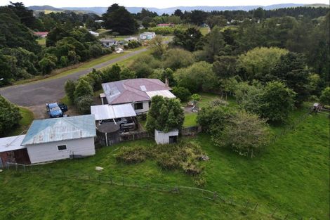 Photo of property in 15 Whio Street, Pongaroa, 4991